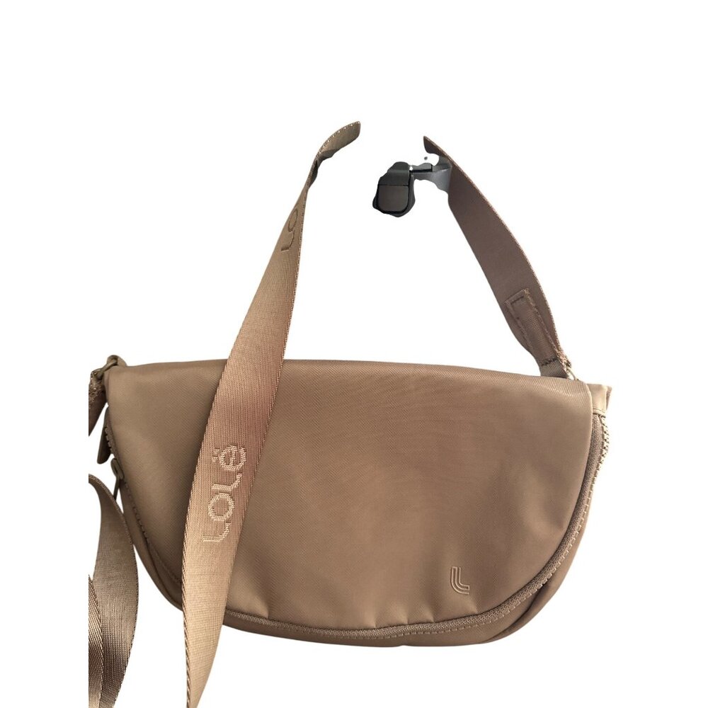 Lole Womens Beige Nylon Adjustable Crossbody Bag With Magnetic Closure & Zippere - Picture 3 of 12